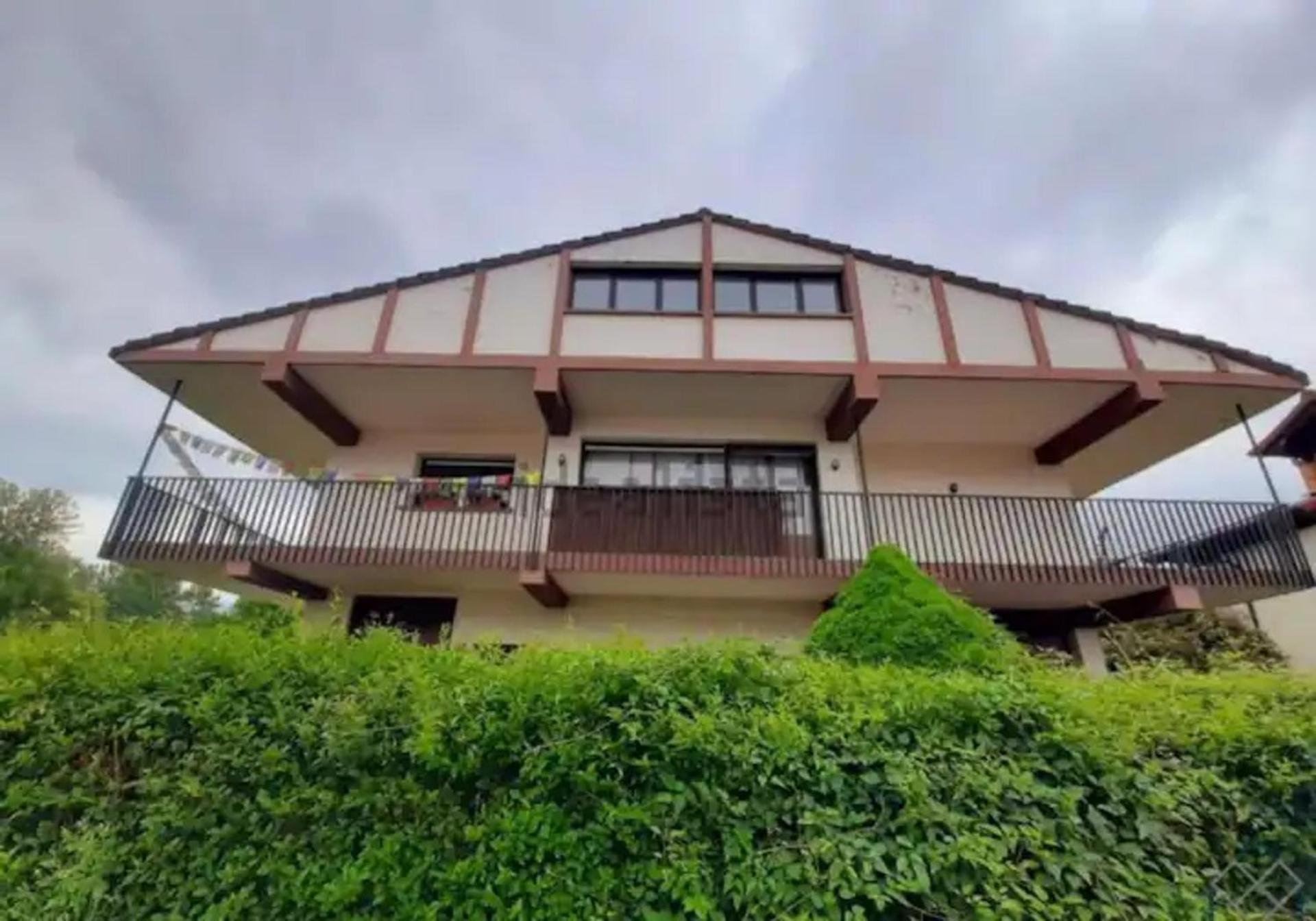 3-Bed Artist Chalet Near San Sebastian Sleeps 6 アルアス エクステリア 写真